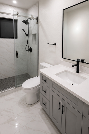 Ample baths - Westchester  87 ave sw 20 st 3155 . 20 blocks from fiu Apartments