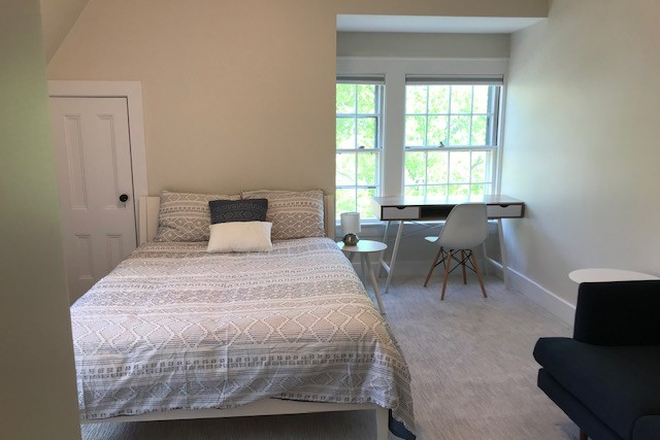 North furnished Bedroom - Furnished Large Private Room in Prime Neighborhood Close to Harvard House