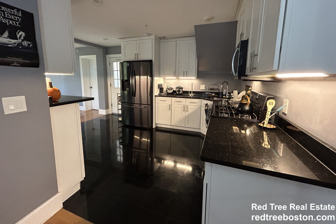 Kitchen - *NO BROKER FEE* NEWLY RENOVATED 7 BEDS/ 7 BATHS Apartments