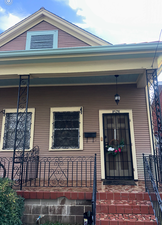 8528 Panola - Quaint 2Bdrm 1  Bath Unit Available Duplex