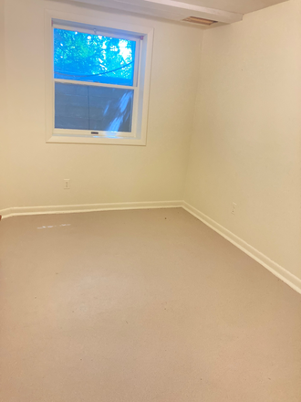 Bedroom - Owner Occupied Private  Home