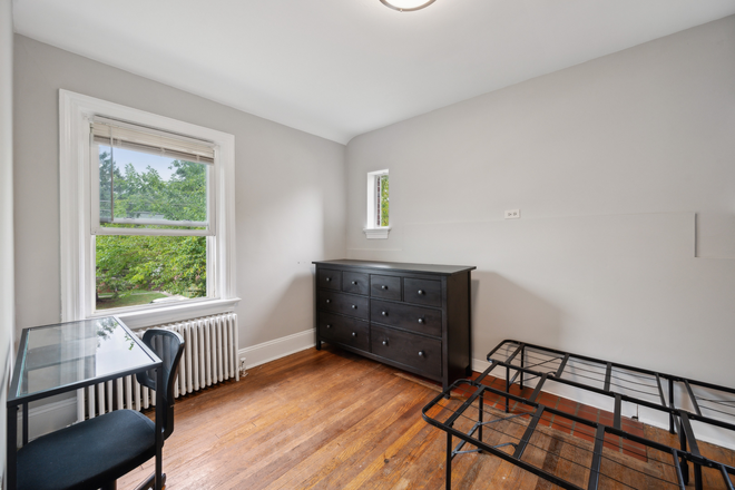 Bedroom 1 - 4504 Guilford Rd (College Park, MD) Apartments