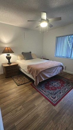 Photo - Fully Furnished Room for Rent - Females Preferred(Student or Full-Time Worker) Condo