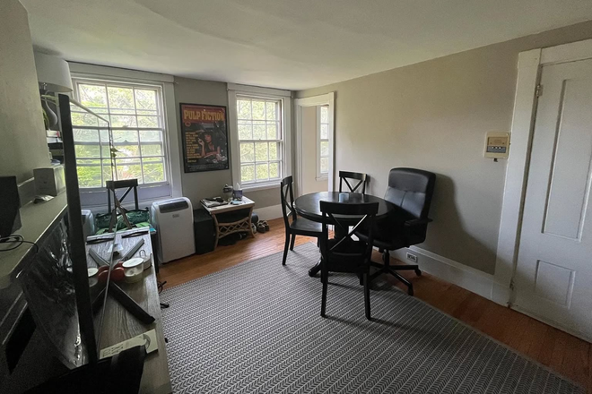 Living Room - 1BR in prime Beacon Hill location Apartments
