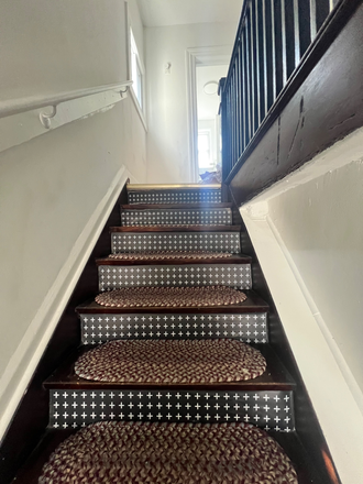 Entrance to upper dormitory style apartment - Student Apartment Dormitory Style *Female Only*