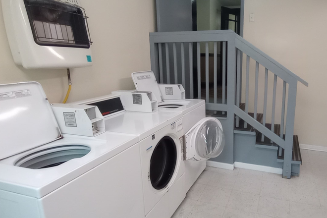 Laundry room - Room in a 2B apartment in Logan Square