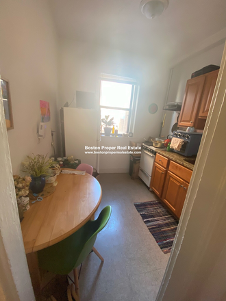 A - Right by Berklee, Back Bay and Symphony *NO BROKER FEEDS Apartments