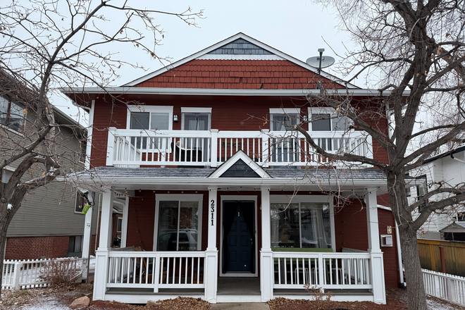 Outside Street View - Spacious 4-Bedroom House (2 Bedrooms Available) -- Near CU Boulder & Pearl Street