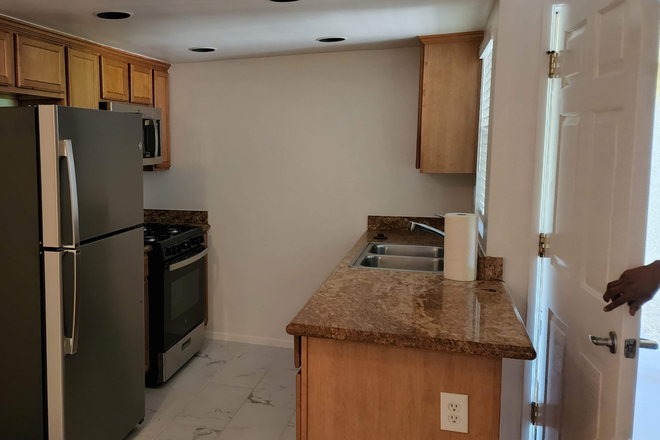 Kitchen - 2 Bedroom Apt at The Woodlands