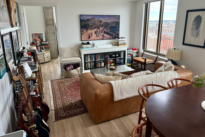 Living Room - Verra Corner Unit for Sublet or Lease Takeover Apartments