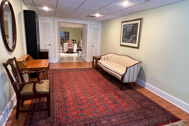 Study room & Dining room - Furnished 1BR apt for PU affiliate only-Great Rd-Princeton