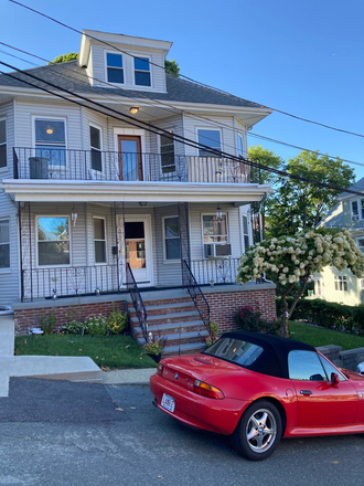 Two family house entrance - University Ave, across street from Tufts University campus Rental