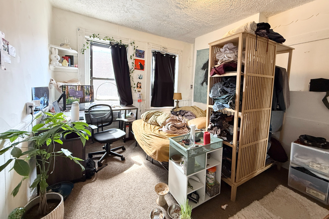 Call NOW for showings! 617-236-8550 - SYMPHONY RD - MDERN FENWAY TRUE 3BR/1BA CONDO AVAIL *9/1/2026* W/ LIVING RM, LNDRY IN BDNG, H&HW INC