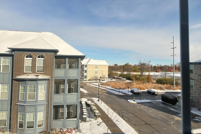 pls see the youtube video tour - The Ivy Towns + Flats Apartments