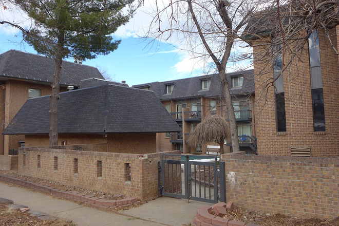 1 - August Preleasing: 1065 University Ave #223 Apartments