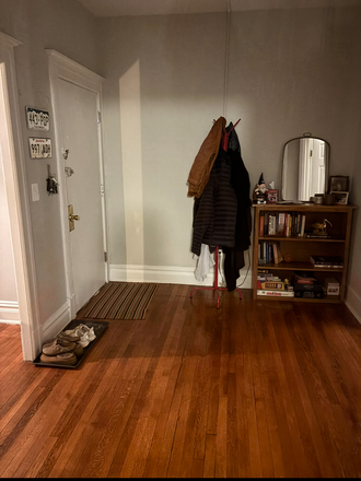 Entry way - Great location, large room at a great price! Apartments