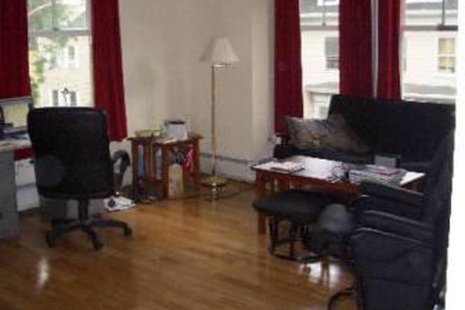 living room - Prospect St/Broadway post-doc house.