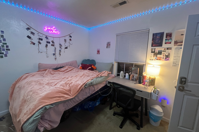 bedroom - Collegiate suites