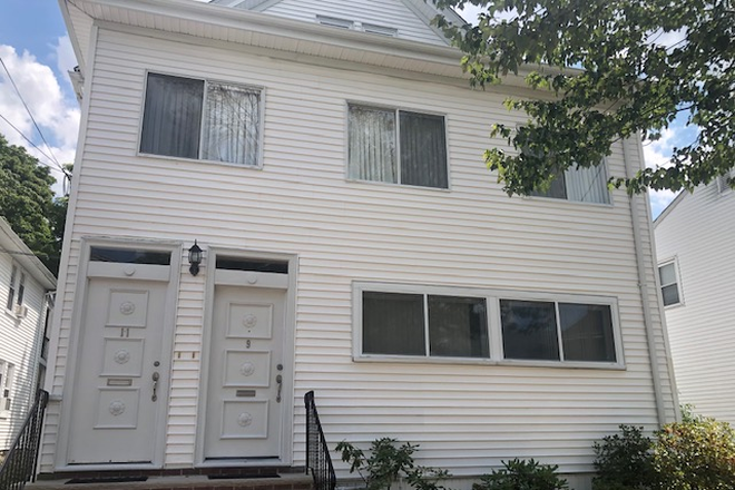 Outside home view - Spacious Studio in quiet neighborhood near Tufts::Avail. July 1st | Female preferred Condo