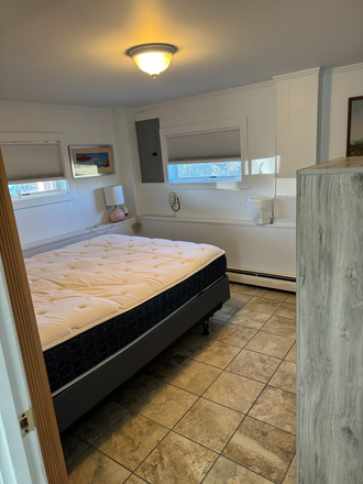 Bedroom 1 - 2 Bedroom close to campus Duplex