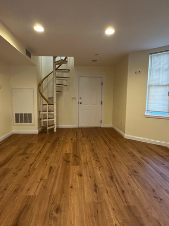 1st floor - 12 month lease: 1st floor in two-story 3BD/2BR, 15 min commute to NE, BWH; Furnished! Condo