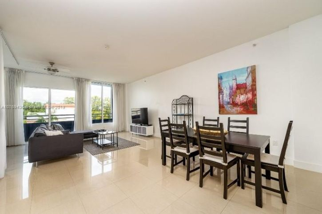 Dining Area - Coco Style Condo