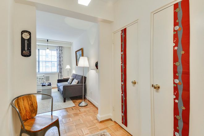 Foyer - European charm and decor; Furnished; New kitchen & bath; 24/7desk; Garage; All utilities included Apartments