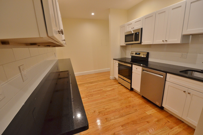 Kitchen - Gorgeous 4 Bed 2 Bath in Central Sq Cambridge - Available 9/1/26 Apartments