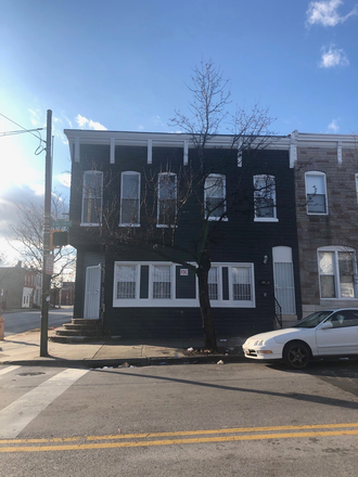 Front - Sunny Recently Renovated 2-Bedroom Second-Floor Apartment