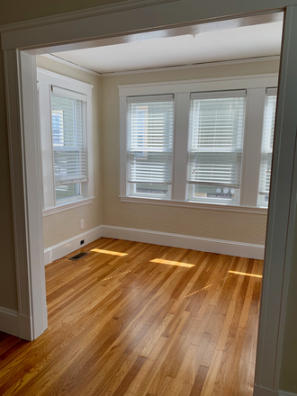 Sunroom/office/playroom - Renovated 1,900 Sq Ft Arlington Heights Home | 3BR + Office | Garage | Bus to Harvard Sq
