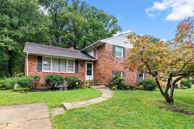 Outside Front - College Park Woods House