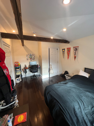 Bedroom - Mission Hill Sublet Available: May - August (Summer 1 & 2) Triplex