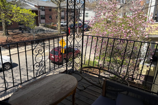 Patio - $900 Room in Somerville: Sunny, Furnished, June Move-In, No Broker Fee Apartments