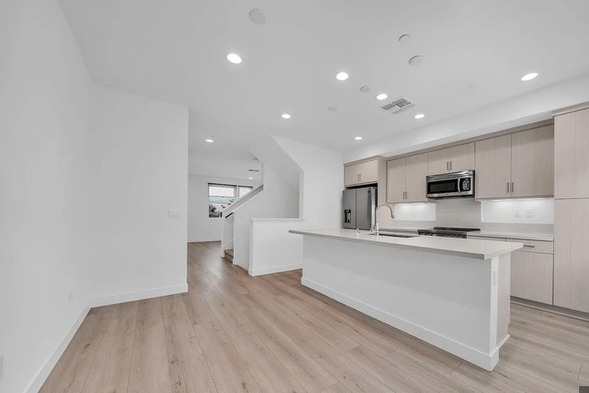 kitchen - Modern Solar Powered, All Electric Townhome