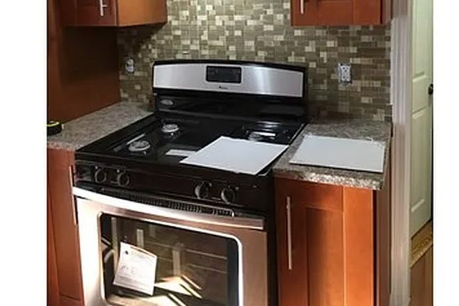 Call NOW for showings! 617-236-8600 - LYMAN AVE - *6/1/2027* 3BR-4BR NEAR TUFTS W/ 2 BATHS, PRKNG INC, FREE LNDRY ON SITE, DECKS, YARD! Apartments