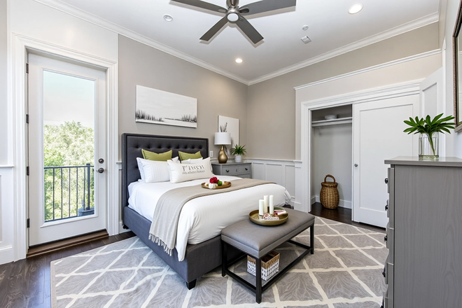 bedroom - Gut renovated gorgeous 1 bed with parking included - landlord pays the fee! Apartments