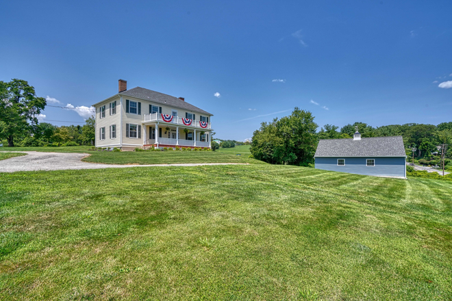 Exterior - Historic Estate Home on Lutherville farm - 6 bedrooms (whole house only) - mid-term rental