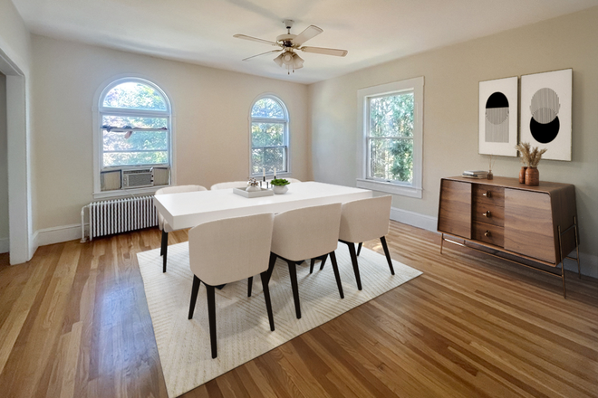 - - Close to Campus! Spacious 5 bed 2 bath w/ Laundry Apartments