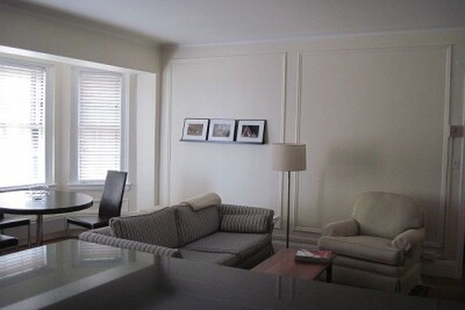 living area - Memorial Drive Apartments