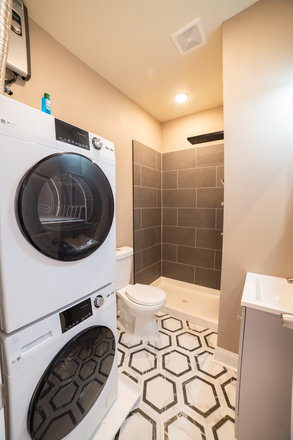 Laundry - Gorgeous 1 Bed 1 Bath A Block From Campus With ROOF DECK Apartments