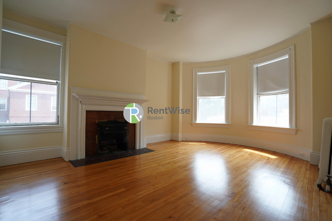 1 - AUG 2026-Sweet Central Sq 1 bed, H/HW Inc. No Broker Fee Apartments