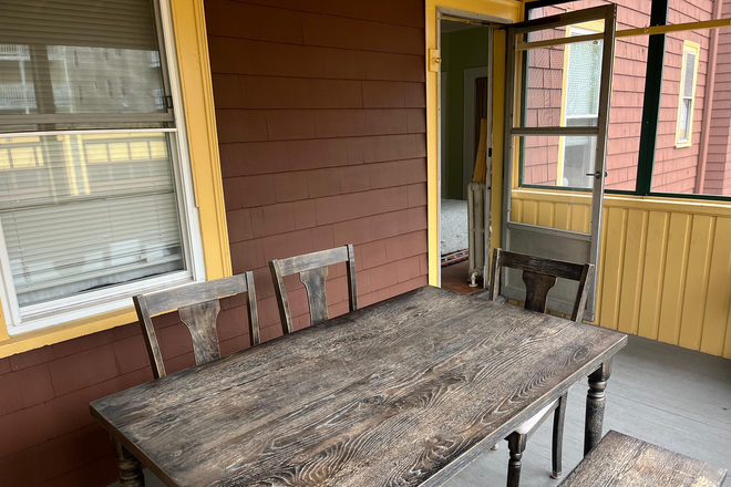 porch - Spacious Room in 2BR Near Inman Square (opposite wholefoods) - $1,300 House