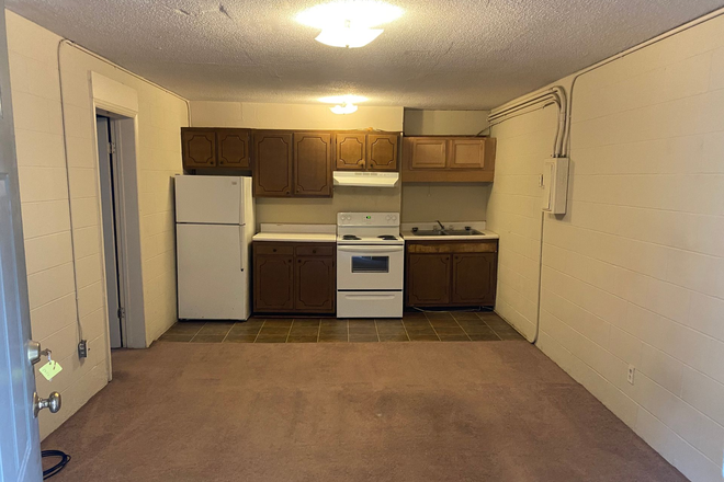 Photo - Cavell Court Apartments