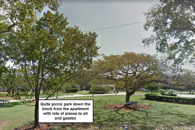 Park down the street - Amazing Location & Safe 1/1 + pool: $2,100/mth Walk to UM, Metro, 3 markets, Dining & Sunset Place Condo