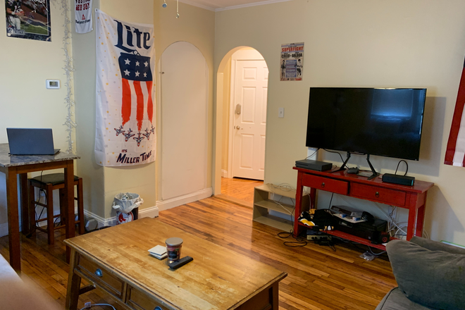1 - SEPT 2026 - Spacious Cambridge 3b/1b, Student Ok, No Broker Fee! Apartments