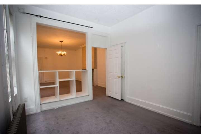 Entertainment  Divider - Art Museum Area Apartments