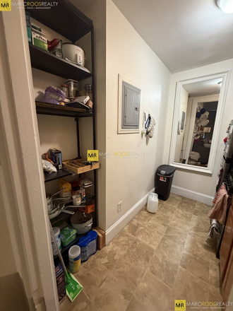 Call call or text Arezou at 617-584-7817 - Great unit in Kenmore Square bordering Back Bay!!**NO BROKER FEE** Apartments