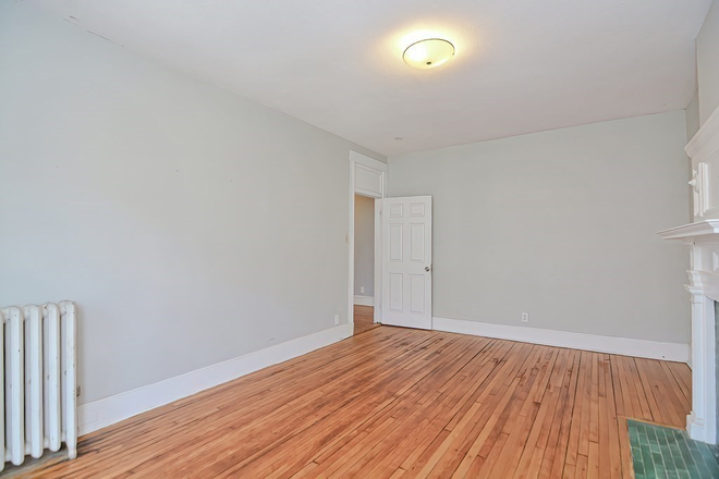 Sample Bedroom #1 - Spacious 4 bed 1 bath condo!!