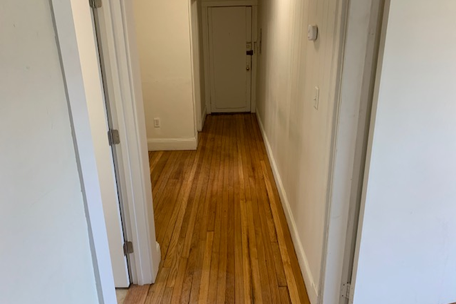 Call NOW for showings! 617-236-8550 - BOYSTON ST - *NO FEE* GREAT LOW PRICE ON SPLIT 1BR FOR 2 PPL *AVAIL NOW* W/ H&HW INC, LNDRY ON SITE! Apartments