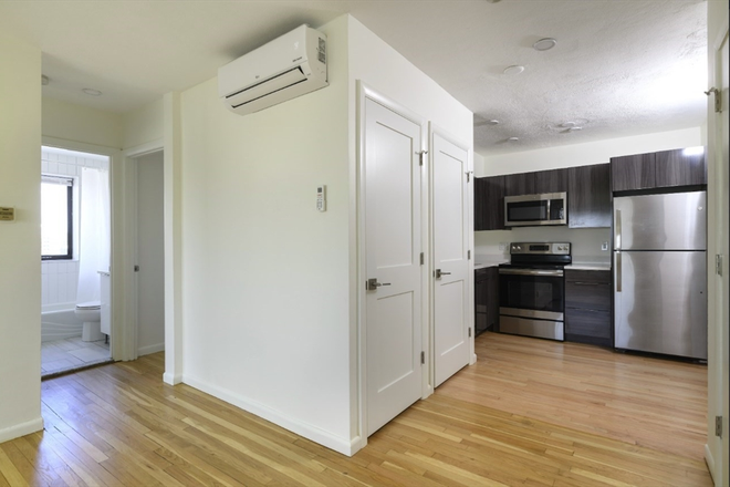 - - 44 Parker Hill Ave – Move-in 01/01/2026 Apartments